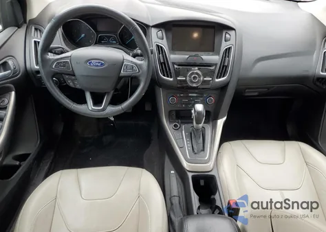 2018 Ford Focus Titanium из США, поврежденный, VIN 1FADP3J26JL284299